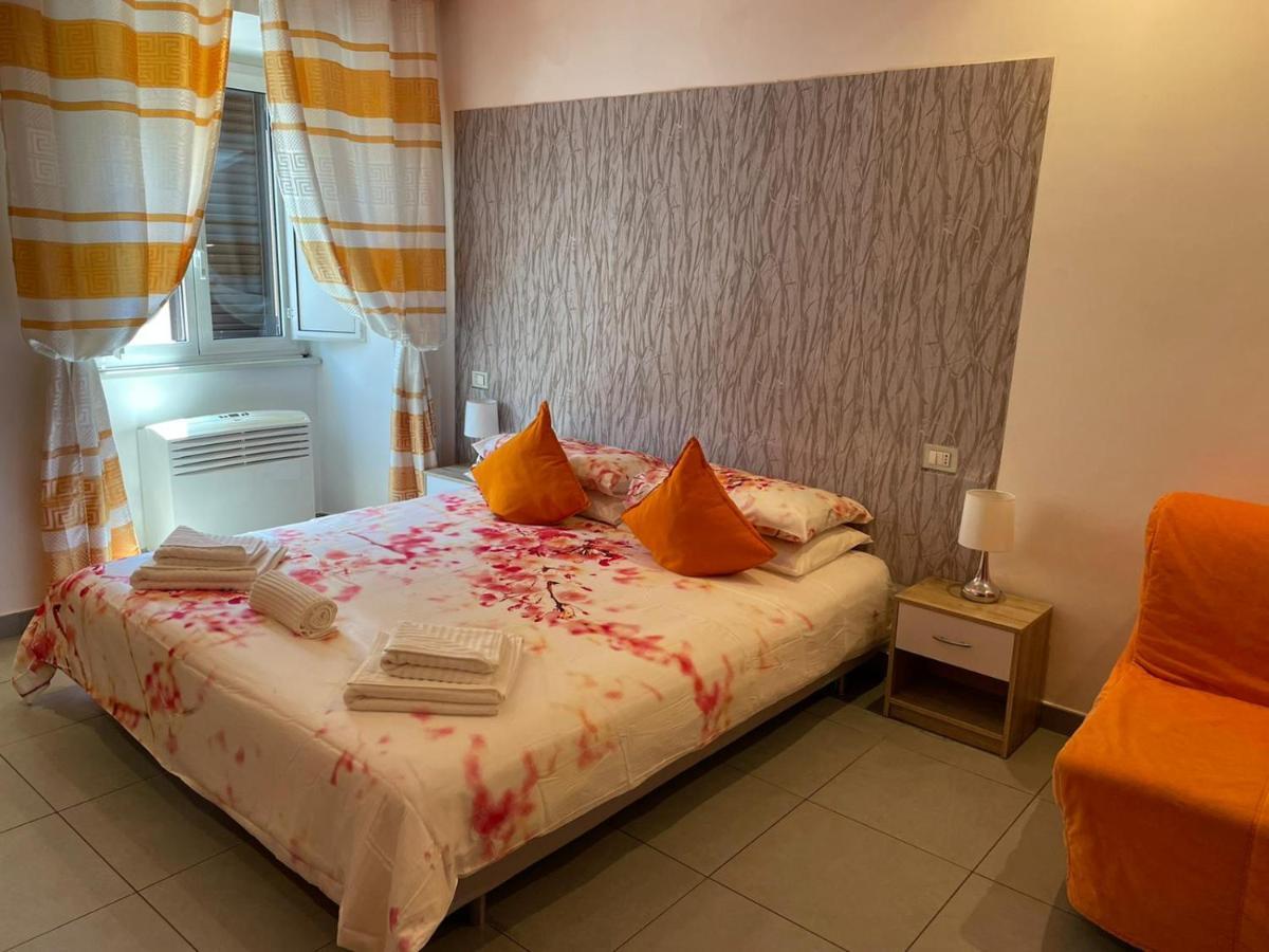 Lovely Rooms Vatican ローマ エクステリア 写真